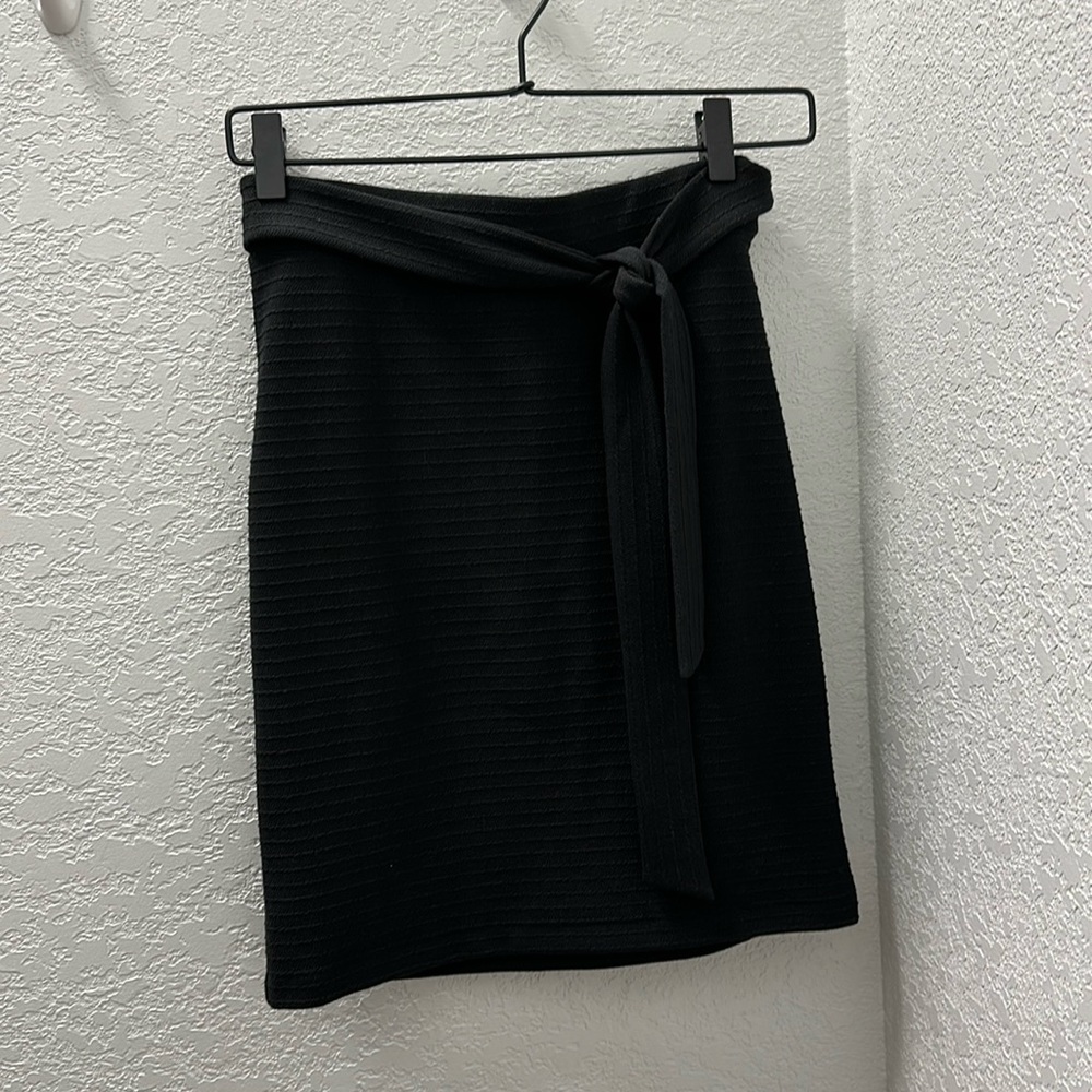 Loft skirt.